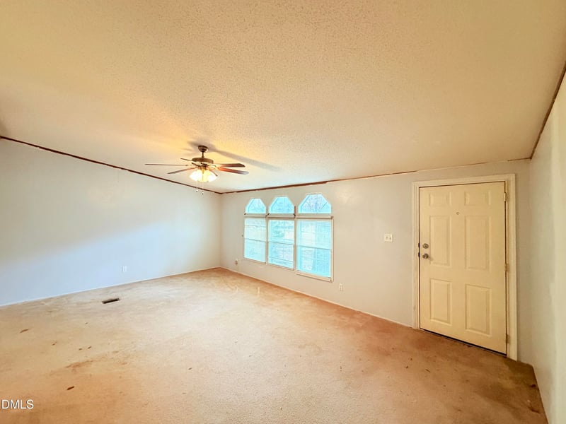 4939 Nature Ln, Haw River, NC 27258