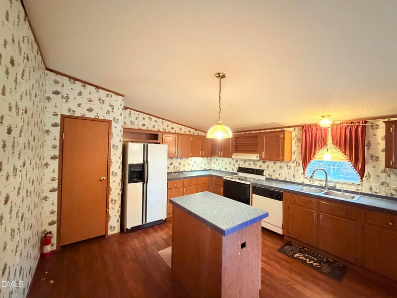 4939 Nature Ln, Haw River, NC 27258