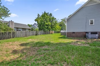 494 Dunloe Ct, Fayetteville, NC 28311