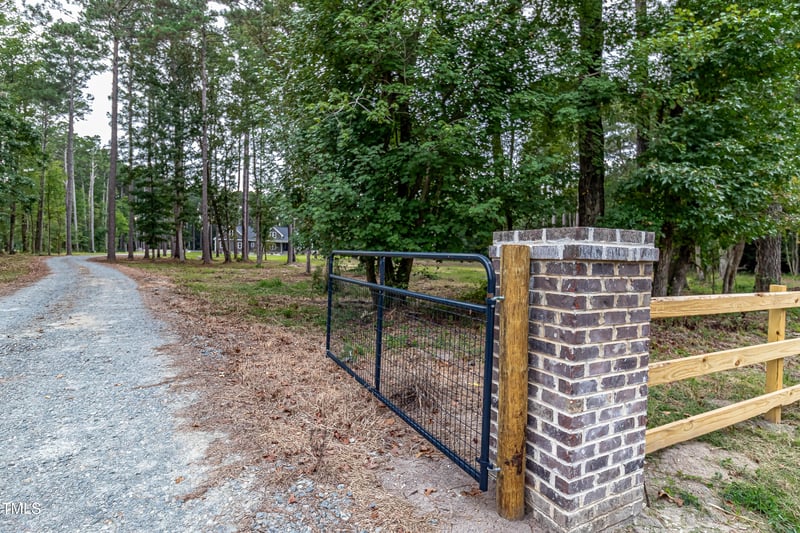 494 Ebenezer Church Rd, Goldsboro, NC 27530