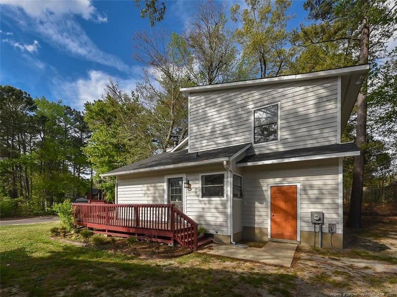 494 Wilder Dr, Fayetteville, NC 28314