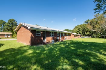 4941 Fieldcrest Dr, Fayetteville, NC 28303