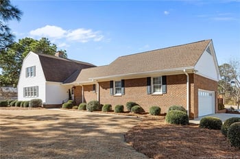 4943 Us 301 , Dunn, NC 28334