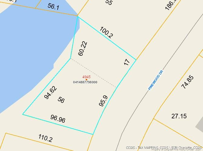 4945 Pinewood Dr, Hope Mills, NC 28348