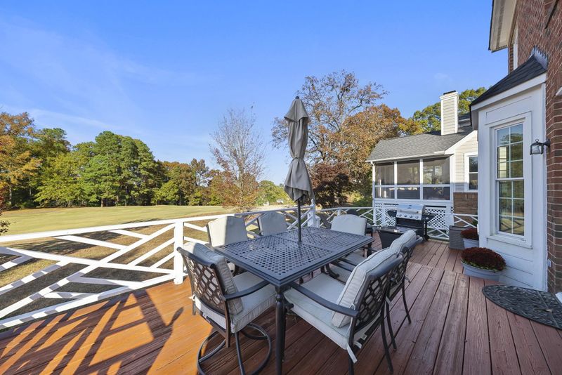 4949 Harbour Towne Dr, Raleigh, NC 27604