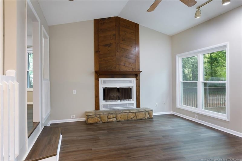 495 Corning Pl, Fayetteville, NC 28314