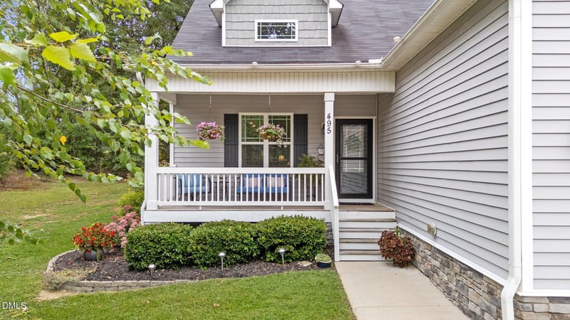 495 Cotton Mill Dr, Zebulon, NC 27597