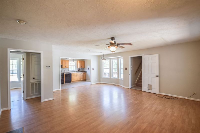 495 Northview Dr, Sanford, NC 27332