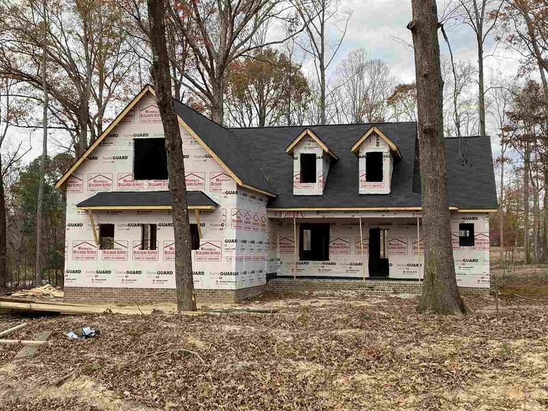 4951 Debnam Rd, Zebulon, NC 27597