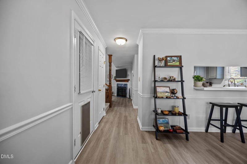 4952 Liverpool Ln, Raleigh, NC 27604