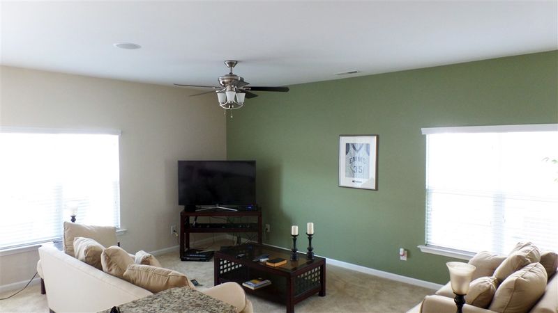 4953 Heathshire Dr, Raleigh, NC 27616