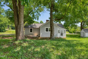 4956 Thom Rd, Mebane, NC 27302