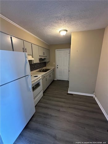4959-H Fieldcrest Dr, Fayetteville, NC 28303