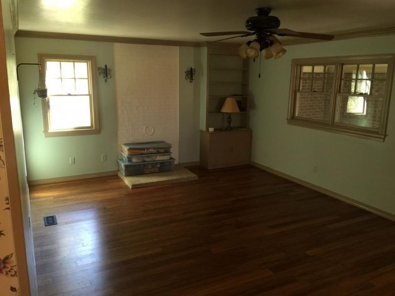 4959 Lowder Rd, Burlington, NC 27217
