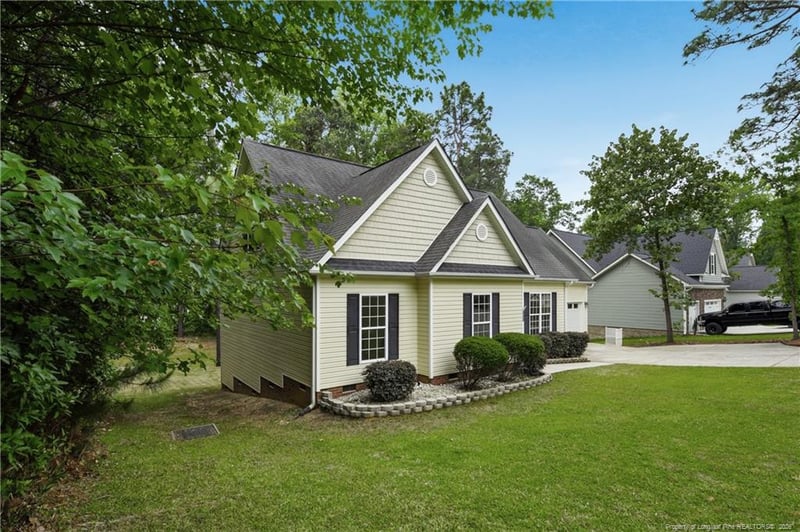 496 Carolina Way, Sanford, NC 27332