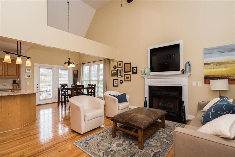 496 Stonewall Dr, Mebane, NC 27302
