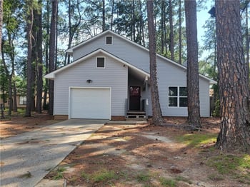 496 Tradewinds Dr, Fayetteville, NC 28314