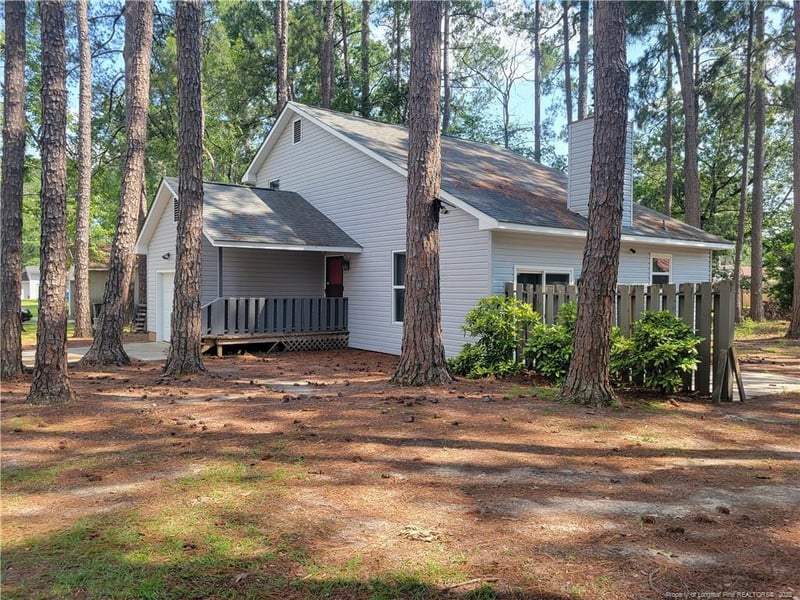 496 Tradewinds Dr, Fayetteville, NC 28314
