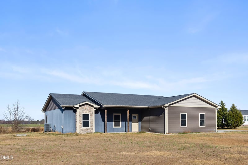 4961 Wayne Memorial Dr, Goldsboro, NC 27534