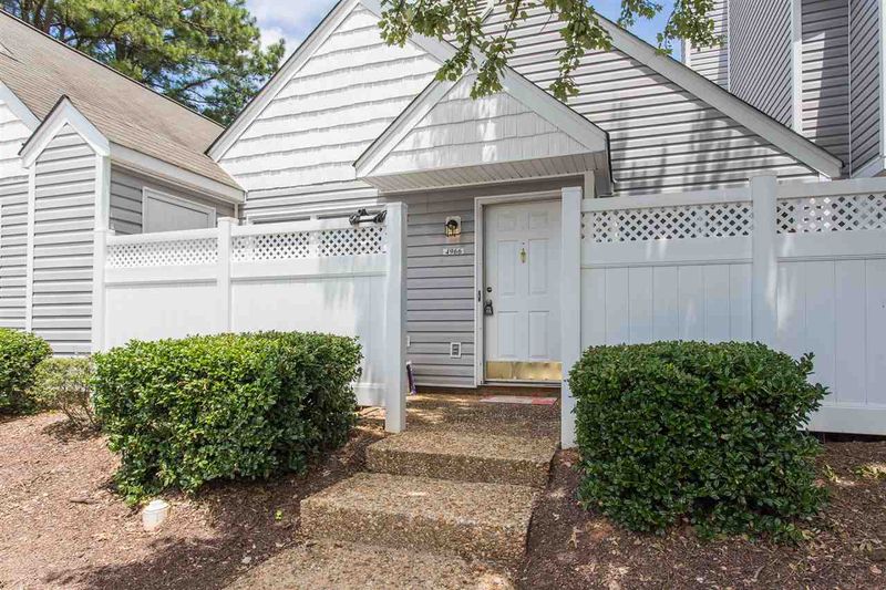 4966 Avenida Del Sol Dr, Raleigh, NC 27616