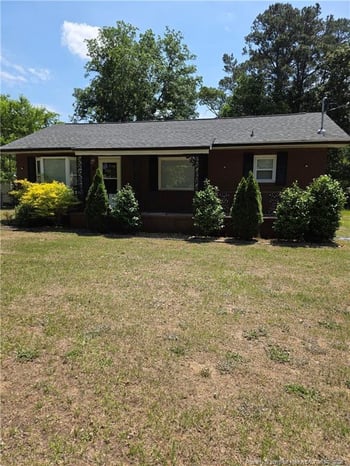 4969 Arlington St, Hope Mills, NC 28348