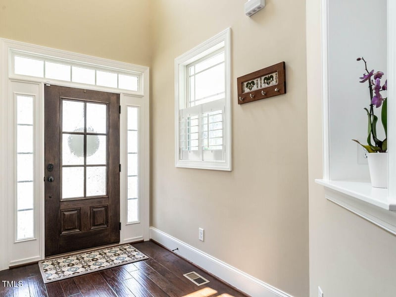 497 Rockport Dr, Clayton, NC 27527