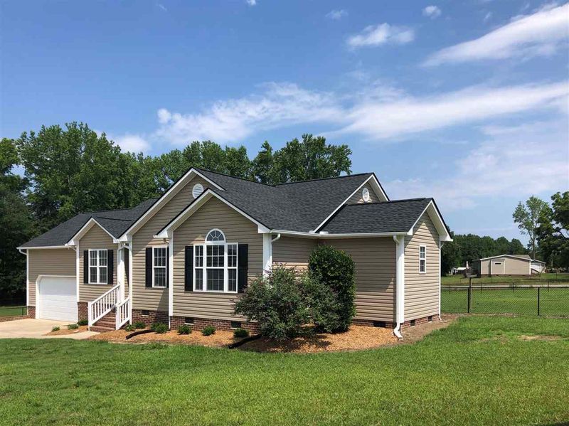 497 Water Oak Dr, Smithfield, NC 27577