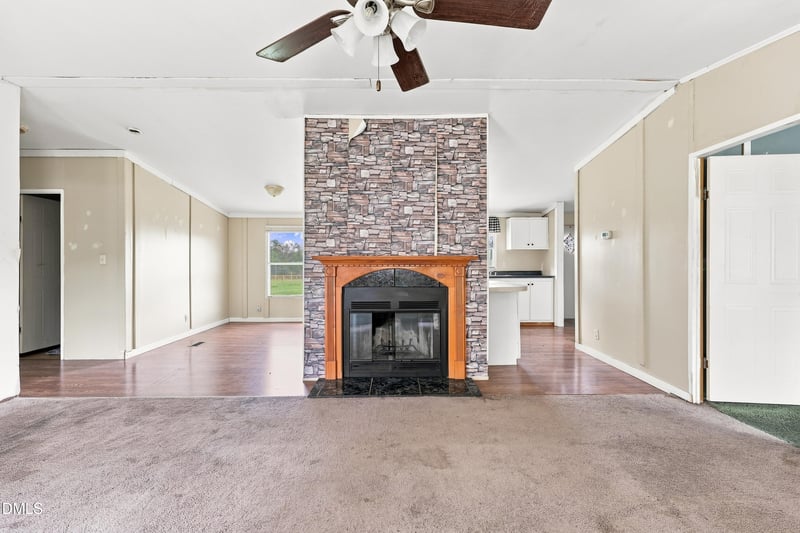 4979 Nc 96, Four Oaks, NC 27524