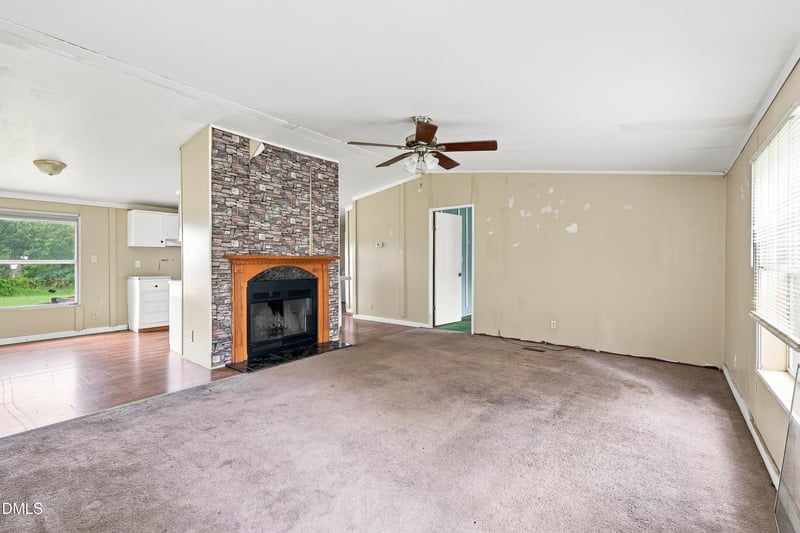 4979 Nc 96, Four Oaks, NC 27524