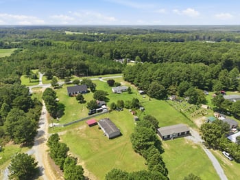 4979 Nc 96, Four Oaks, NC 27524