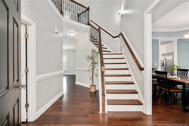 498 Walker Ranch Dr, Fuquay Varina, NC 27526