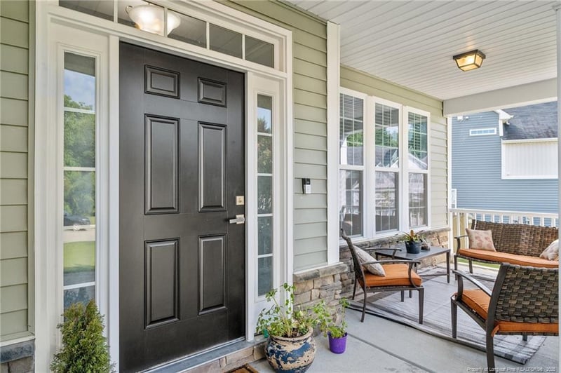 498 Walker Ranch Dr, Fuquay Varina, NC 27526