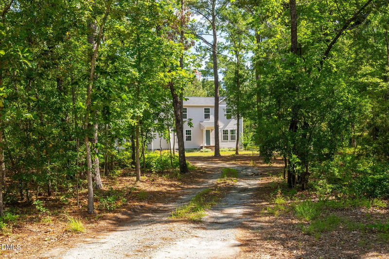 499 Jumping Run Rd, Dunn, NC 28334