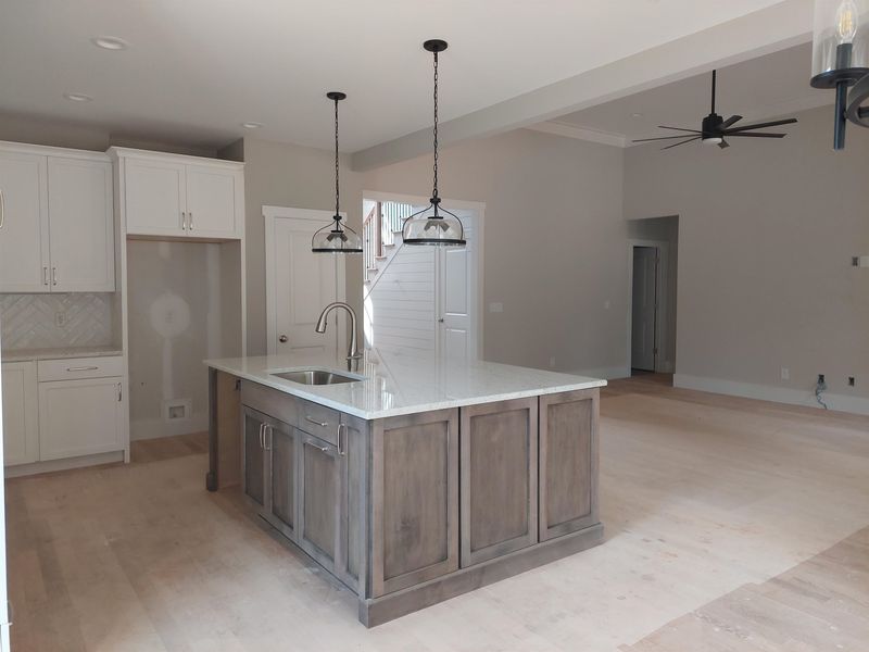 499 Thompson St, Pittsboro, NC 27312
