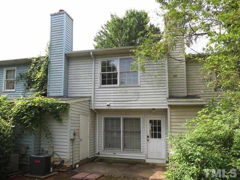 5 Astor Ct, Durham, NC 27705