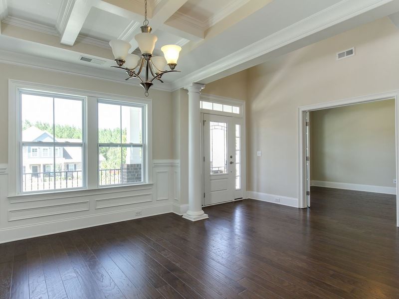 5 Bonsack Ct, Durham, NC 27703