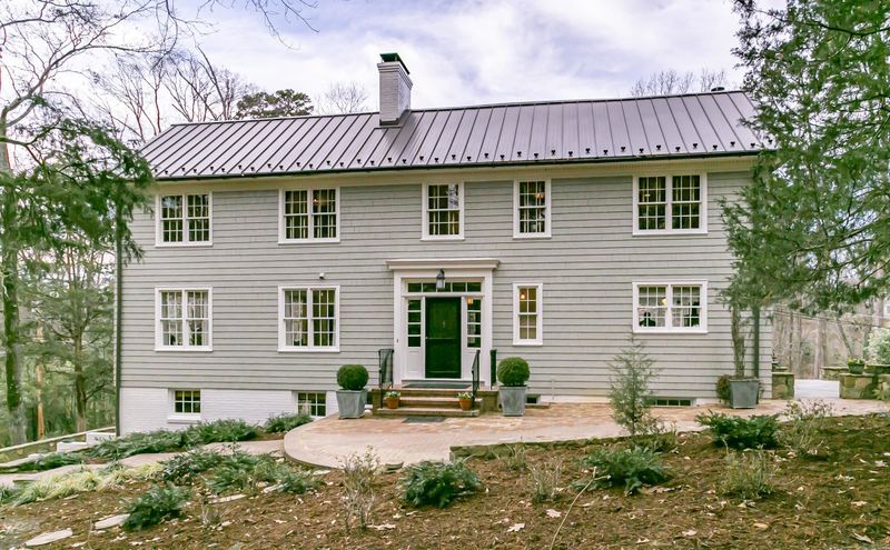 5 Buttons Rd, Chapel Hill, NC 27514