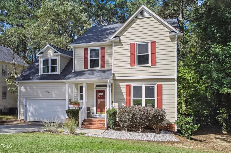 5 Chestnut Bluffs Ln, Durham, NC 27713