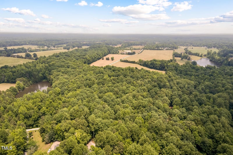 5 Deer Run Trl, Hillsborough, NC 27278