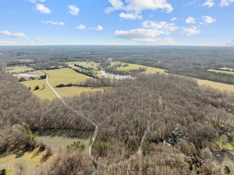 5 Deer Run Trl, Hillsborough, NC 27278