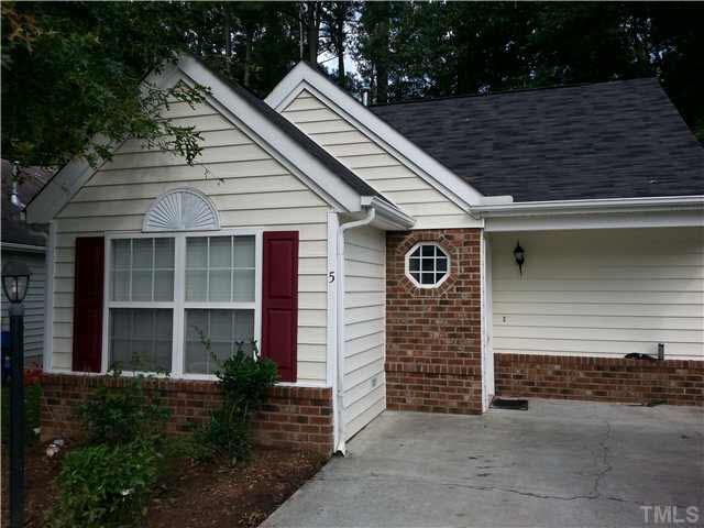 5 Donnelly Ct, Durham, NC 27713