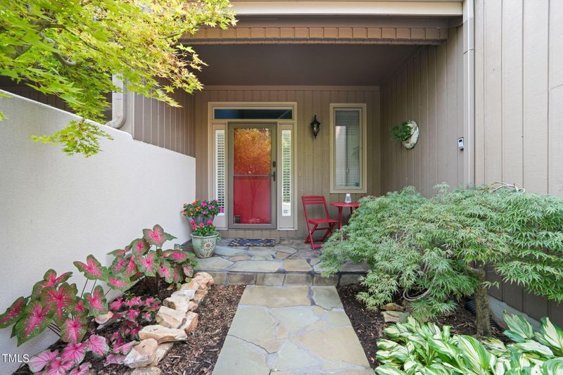5 Ellsworth Ct, Chapel Hill, NC 27517