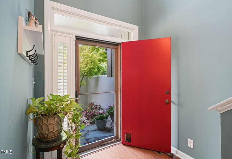5 Ellsworth Ct, Chapel Hill, NC 27517