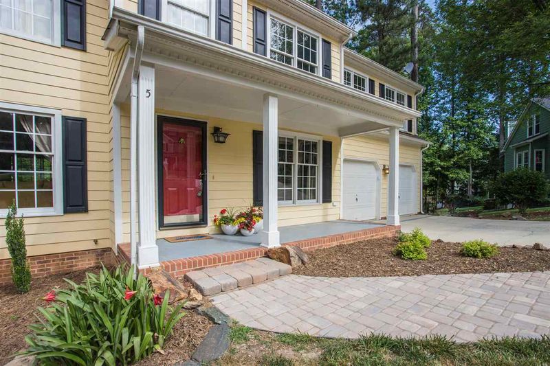 5 Foxlair Ct, Durham, NC 27712