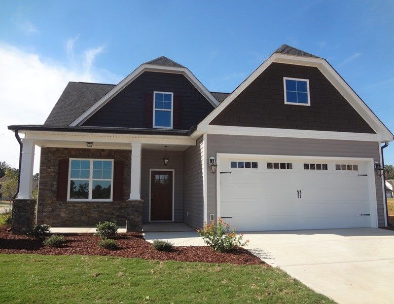 5 Laurel Ln, Youngsville, NC 27596