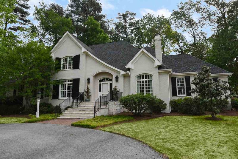 5 Links Cir, Durham, NC 27707
