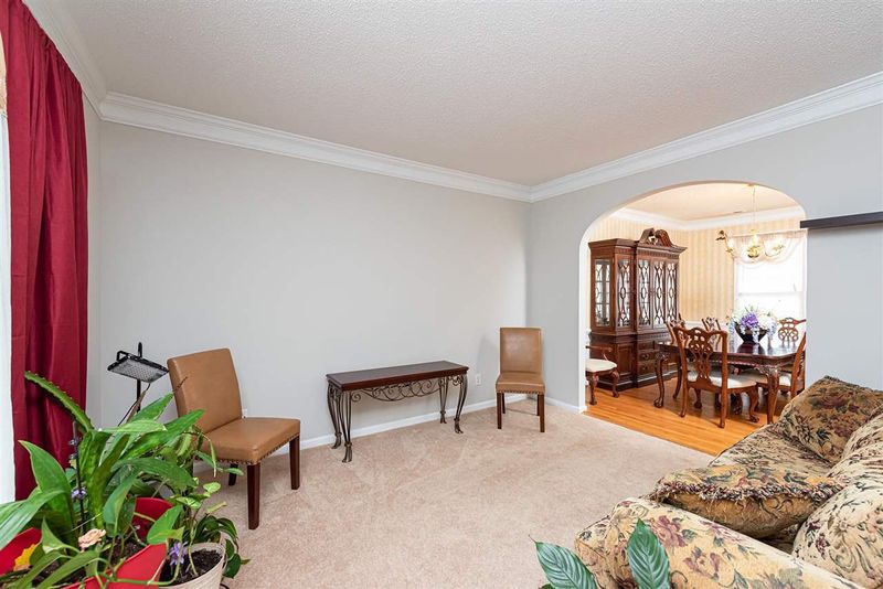 5 Lullwater Ct, Durham, NC 27703
