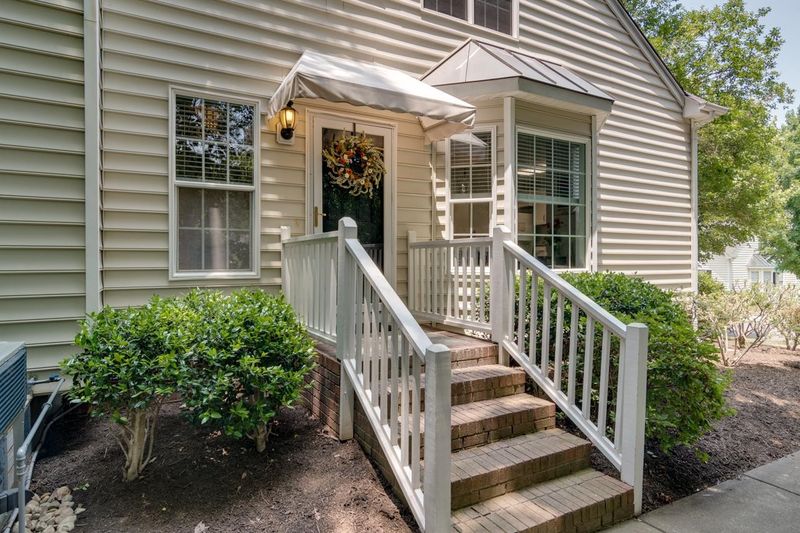 5 Lure Ct, Durham, NC 27713