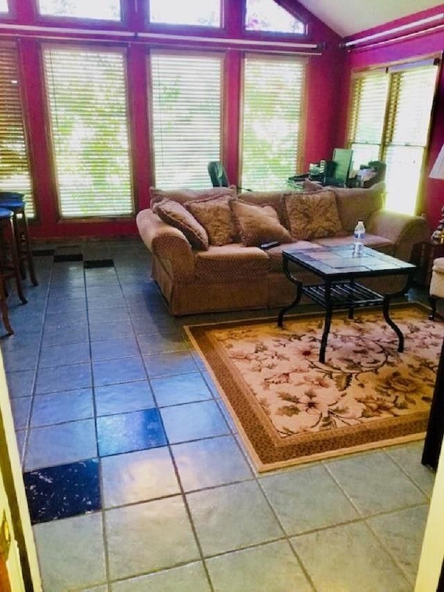 5 Mattie Ct, Durham, NC 27704