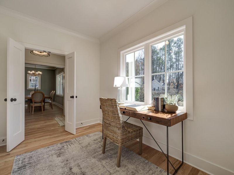 5 Medearis Ct, Durham, NC 27707